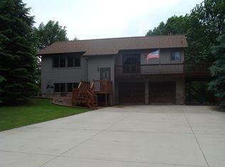 20897 Kale Dr, Silver Lake, MN 55381