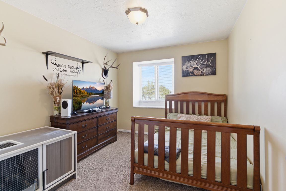 18-Bedroom