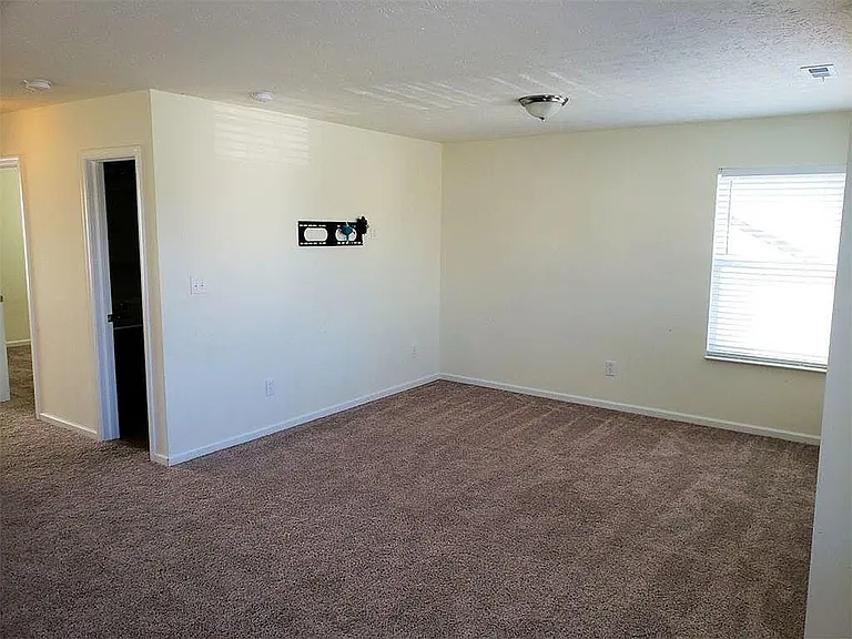 11189 Pegasus Dr — Photo 10