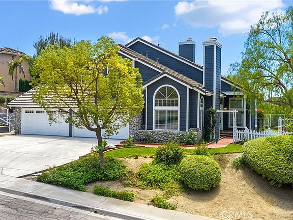 5th image of 4825 Stonehaven Dr