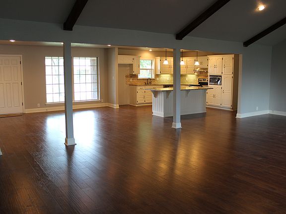 4th image of 2625 Williamsburg St