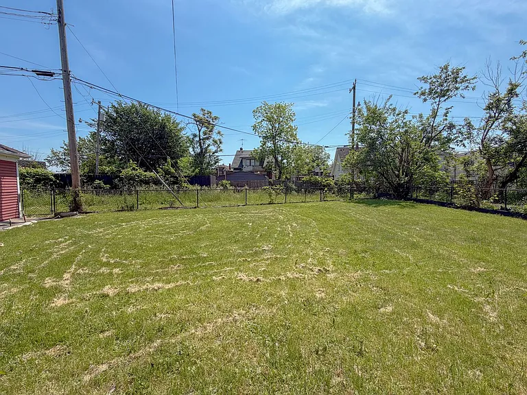9392 Woodside St — Photo 20