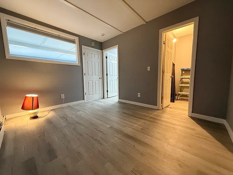 320 S Country Rd #4 — Photo 9