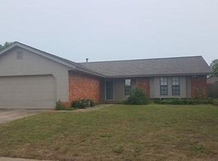 1312 Wilcox Ln, Yukon, OK 73099