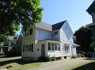 28 Robin St, Rochester, NY 14613