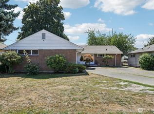 2219 Ocean Beach Highway, Longview, WA 98632