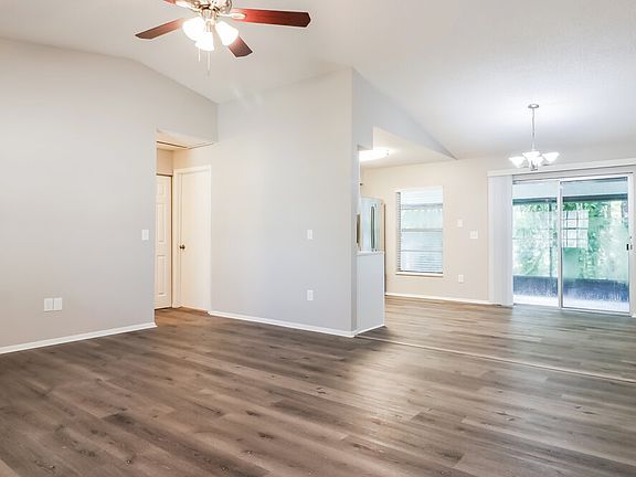 3rd image of 5716 Kneeland Ln