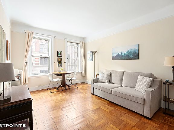 3rd image of 233 W 21st St APT 2A
