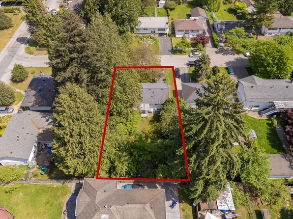 10973 144a St, Surrey, BC V3R 3P9
