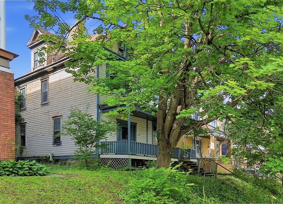 1st image of 538 E 9th Ave