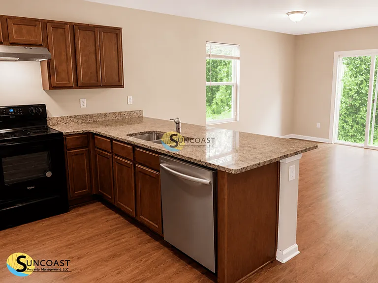 8406 Oden Ave — Photo 3