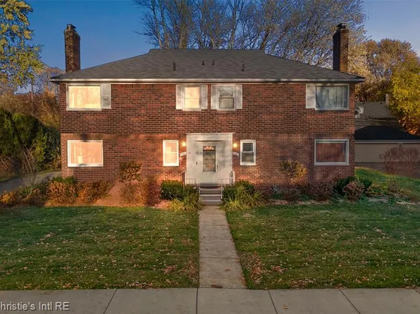 852 Harcourt Rd, Grosse Pointe, MI 48230