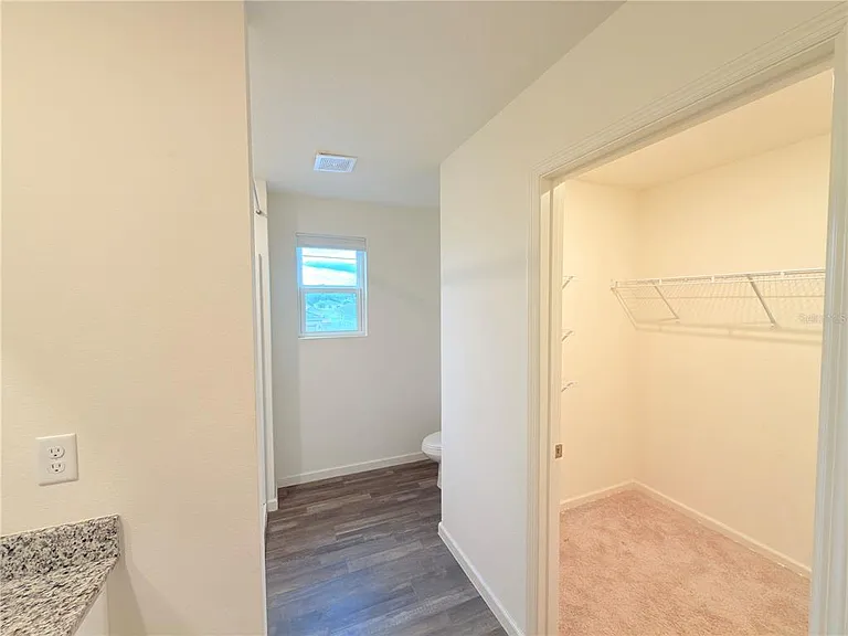 733 James Ct — Photo 30