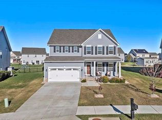 212 Farmington Pl, Smithfield, VA 23430