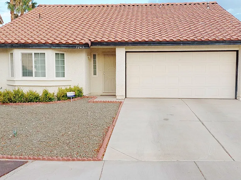 3245 Barbuda Rd — Photo 23