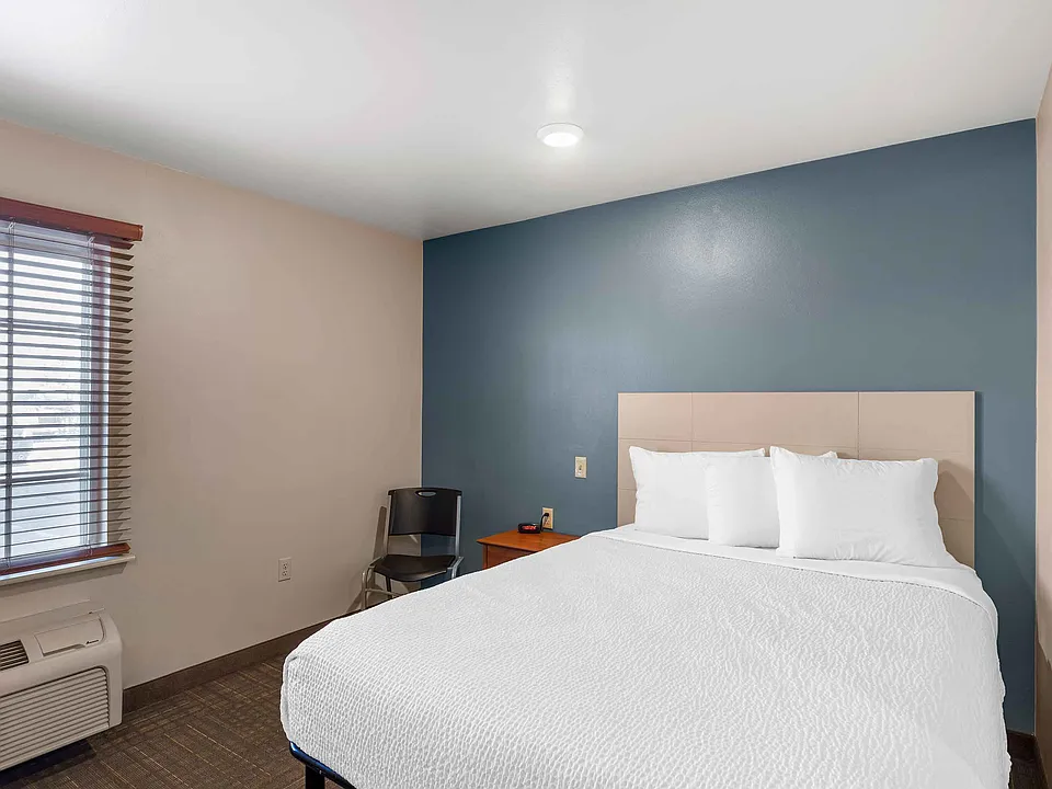 Studio Suite - 1 Queen Bed