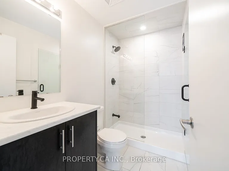 3550 Colonial Dr #16 — Photo 19