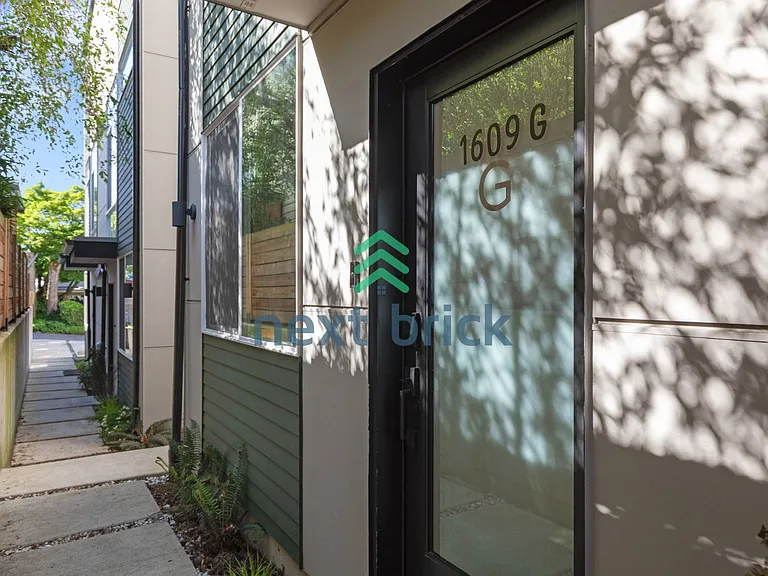 1609 S Washington St #G — Photo 4
