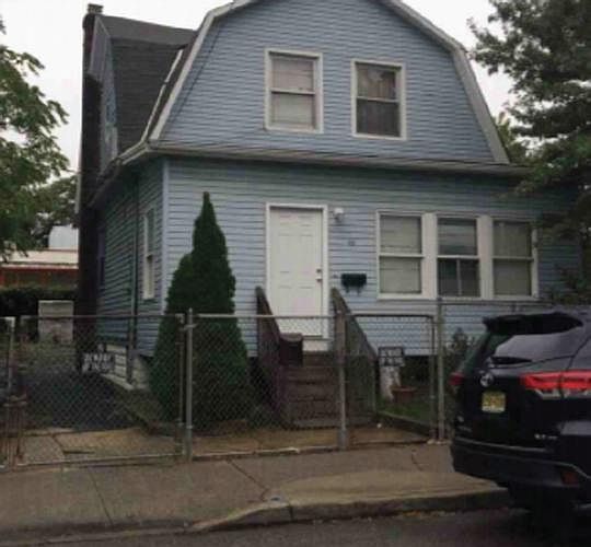 1st image of 99 Willoughby St