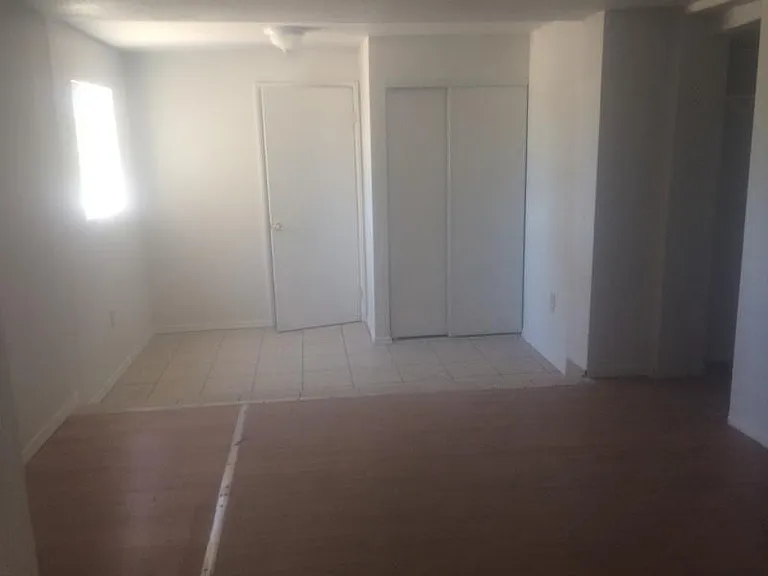 9233 Lookout Rd — Photo 5
