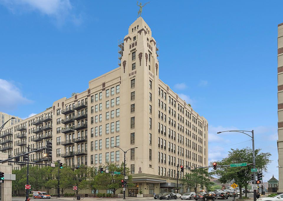 1st image of 758 N Larrabee St APT 808