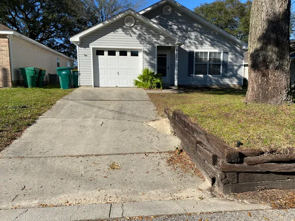 657 Jerrells Ave, Fort Walton Beach, FL 32547
