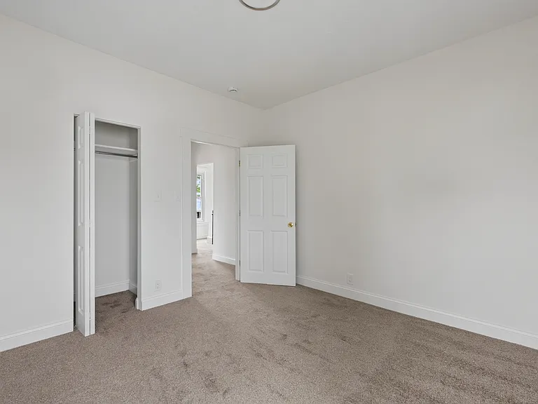1200 Montgomery Ave — Photo 5
