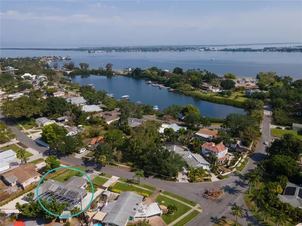 612 Park Dr, Bradenton, FL 34209