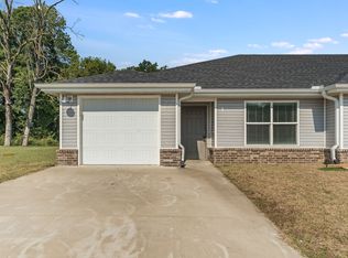 640 Hidden Springs Dr #1, Decatur, AR 72722