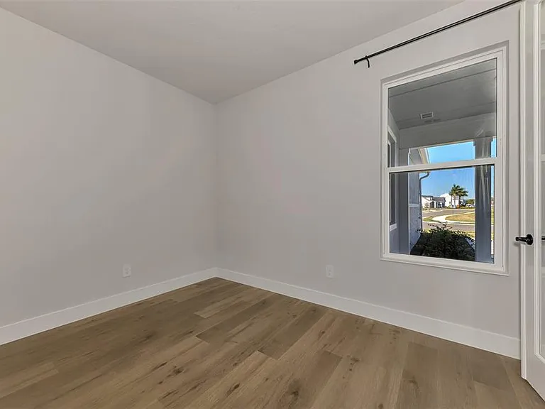 2821 Marrakesh Ln — Photo 28