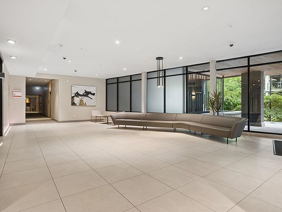 3rd image of 3581 Ross Dr #418