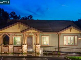 28 Wild Plum Way, Orinda, CA 94563