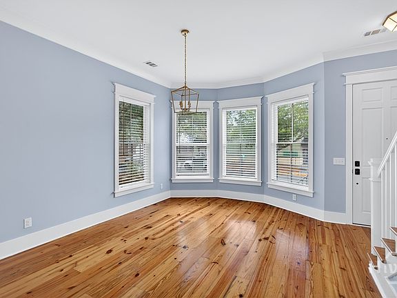 5th image of 551 E Gwinnett Street