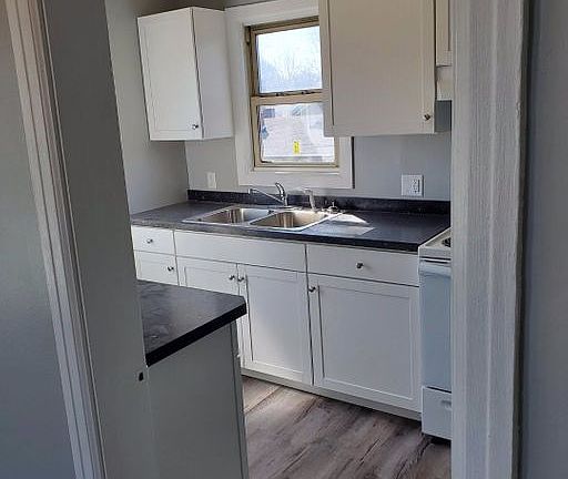 5th image of 1111 Lincoln Ave APT 5