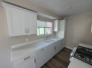 348 W Milford St #8, Glendale, CA 91203