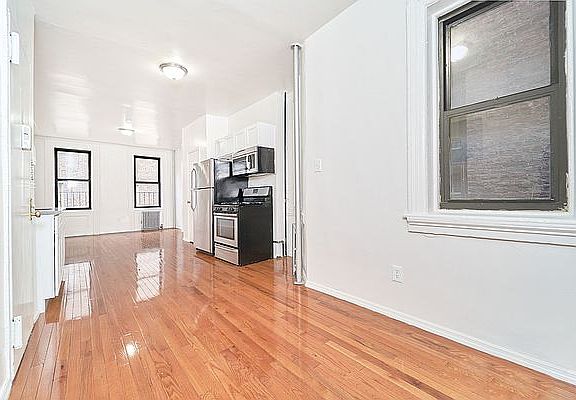 2nd image of 691 10th Ave APT 14
