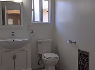 550 N Clybourn Ave APT D, Burbank, CA 91505