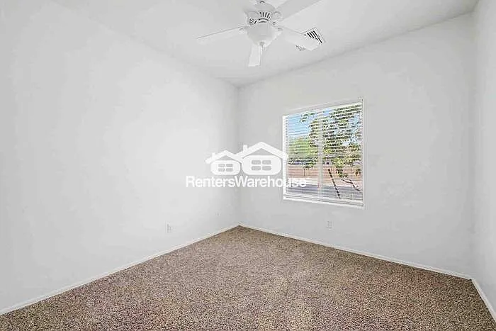 10960 N 162nd Ln — Photo 8