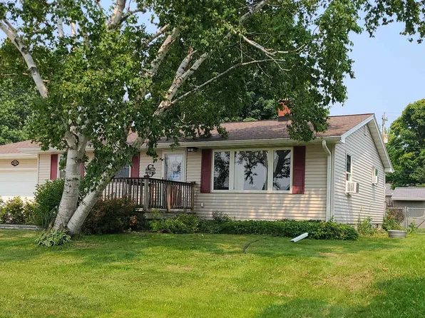517 Lincoln St, Kewaunee, WI 54216