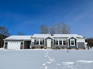3 Wilcox Estates Dr, Waverly, NY 14892