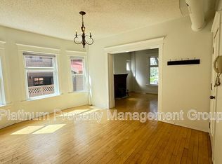 933 18th Ave SW #2, Calgary, AB T2T0H2