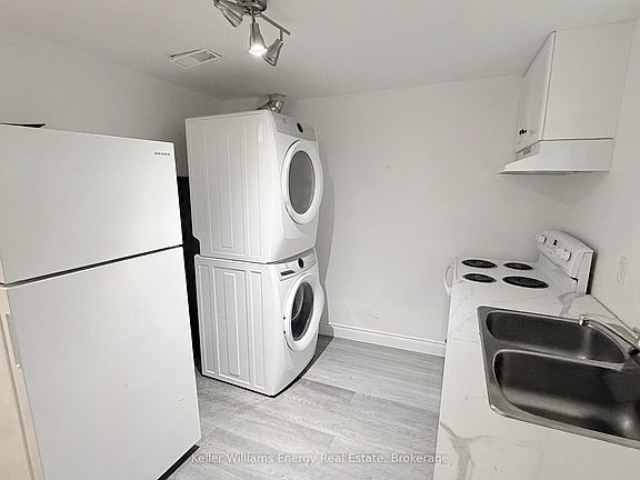 5th image of 273 Wilson Rd S