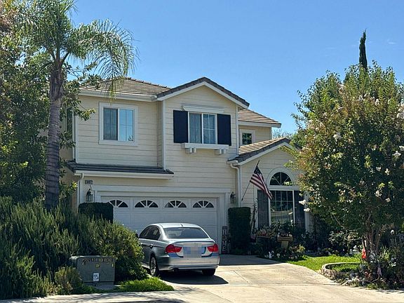 3rd image of 38972 Burton Creek Ln