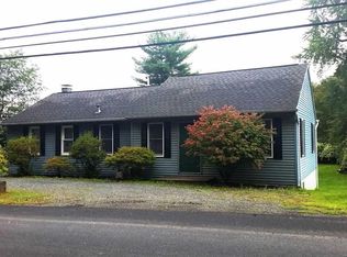 185 W Sand Lake Rd, Wynantskill, NY 12198