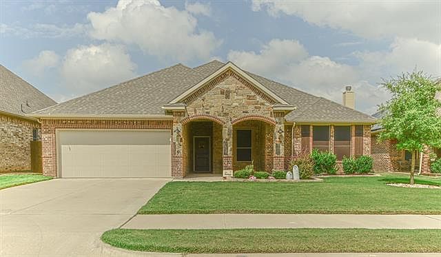 1st image of 1724 Stillwater Dr