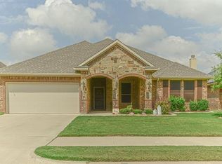 1724 Stillwater Dr, Burleson, TX 76028