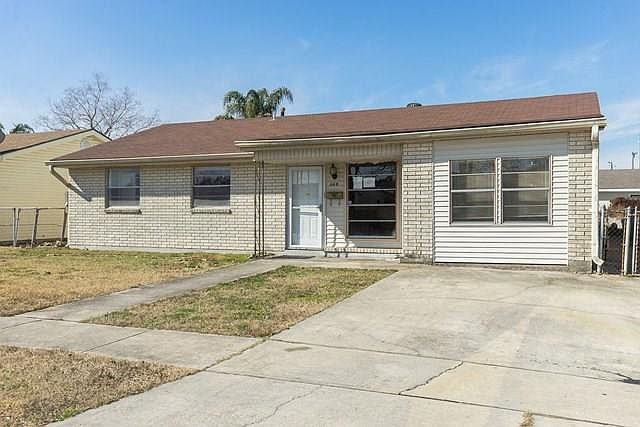 1st image of 668 Taylorbrook Dr