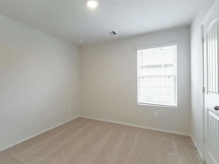 314 N Richland Dr — Photo 16
