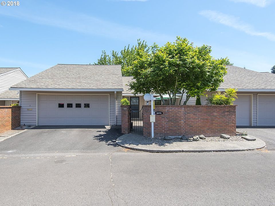 2nd image of 16874 SW Riviera Dr