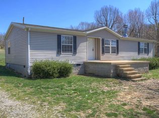 279 Walter Ln, Hanson, KY 42413